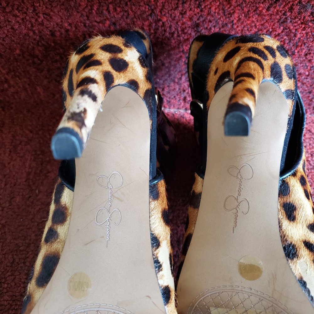 Leopard 'skinny' heel - Picture 2 of 13